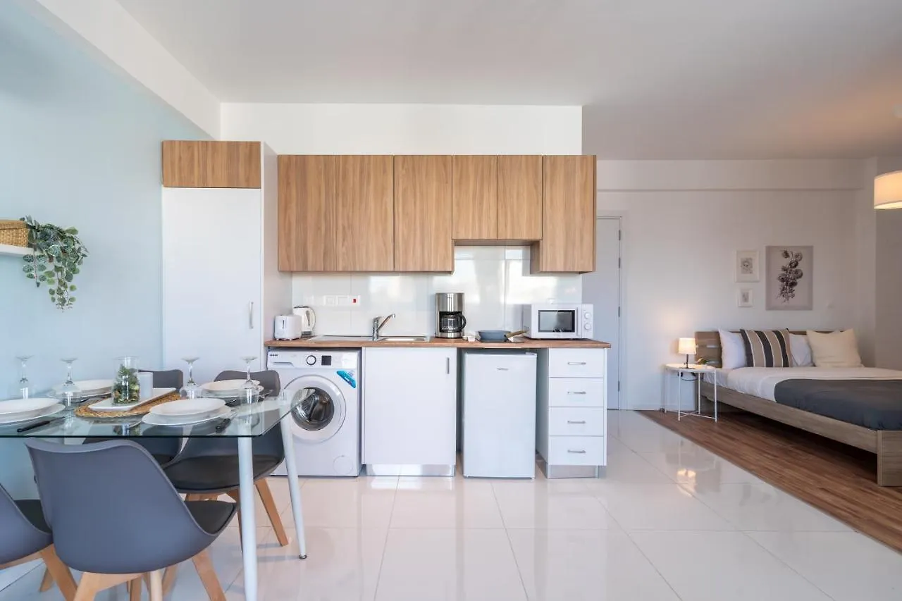 Livia Studio Apartment In Lárnaka Ciprus