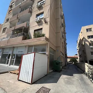 Hostel Tower Court, Larnaca